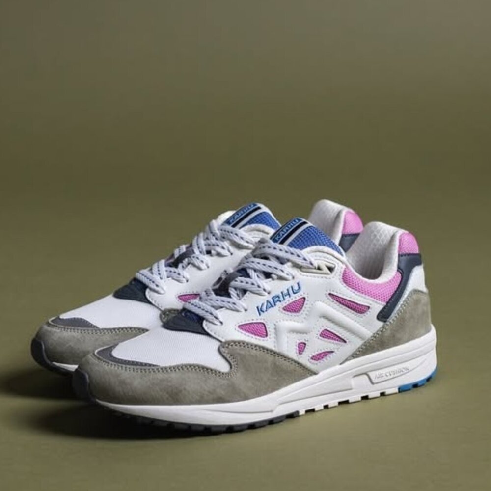 BNIB, Karhu Legacy  Running Shoes/ Sneakers, size W9